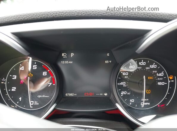 ZARFAMBN0K7601299 2019 ALFA ROMEO GIULIA Black Vista de los asientos traseros