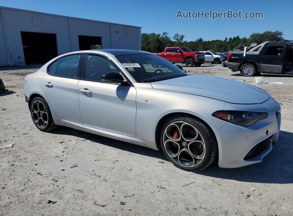 ZARFAMBN4R7679949 2024 ALFA ROMEO GIULIA Серый Передняя правая четверть