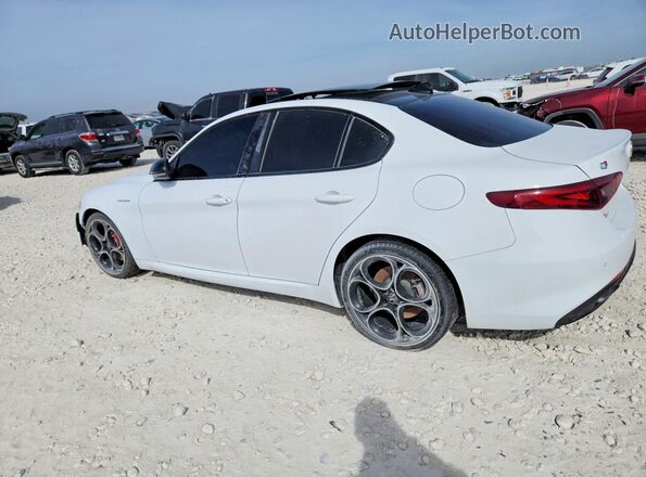 ZARFAMBN8P7671351 2023 ALFA ROMEO GIULIA Белый Задняя левая четверть