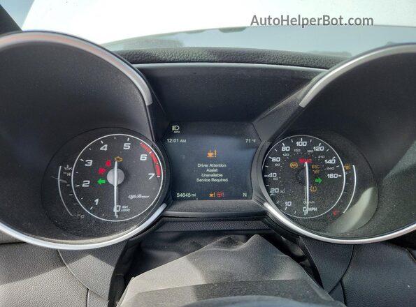 ZARFAMBN8P7671351 2023 ALFA ROMEO GIULIA Белый Вид щитка приборов