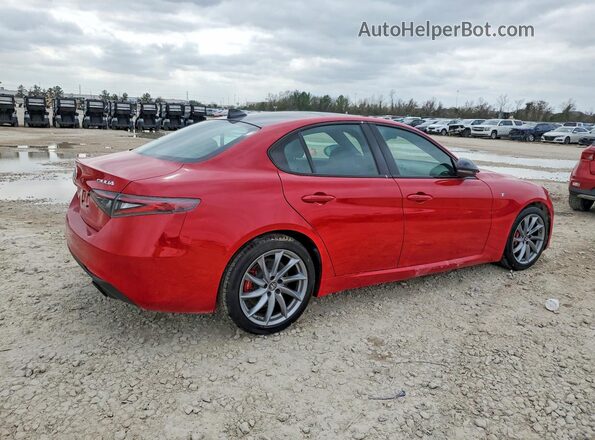ZARFAMBN9R7684662 2024 ALFA ROMEO GIULIA Красный Задняя правая четверть