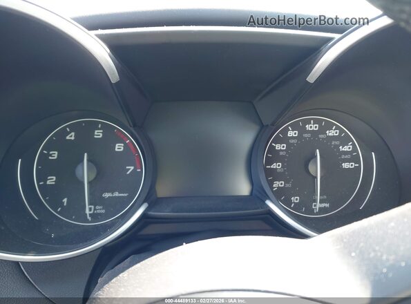 ZARFANBNXP7675181 2023 ALFA ROMEO GIULIA Белый Вид задних сидений