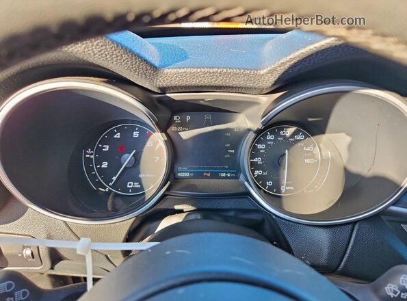 ZASFAKBNXJ7B62813 2018 ALFA ROMEO STELVIO Gray Vista del cuadro de instrumentos