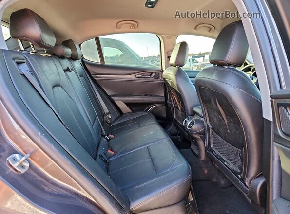 ZASFAKBNXJ7B62813 2018 ALFA ROMEO STELVIO Gray Vista interior trasera