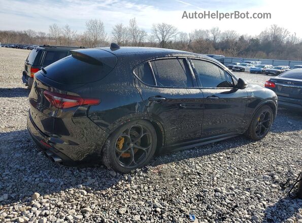 ZASFAKEV0J7C27485 2018 ALFA ROMEO STELVIO Черный Задняя правая четверть