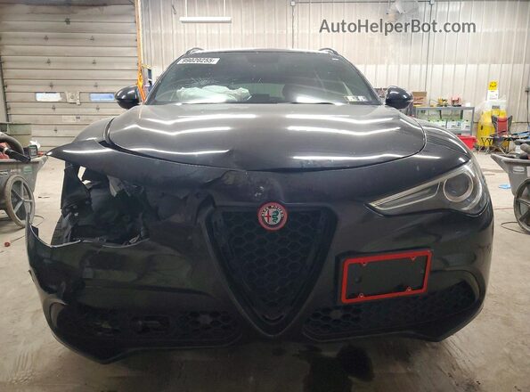 ZASFAKNN2J7C27939 2018 ALFA ROMEO STELVIO Черный Вид спереди
