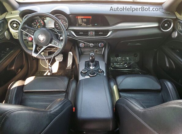 ZASFAKNN8J7B64541 2018 ALFA ROMEO STELVIO Серый Вид панели приборов