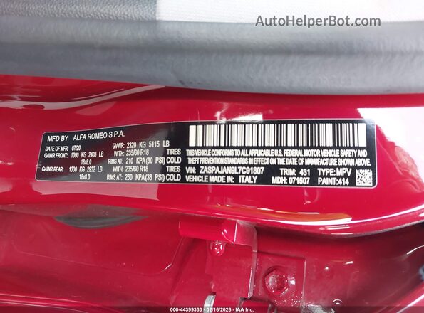 ZASPAJAN9L7C91807 2020 ALFA ROMEO STELVIO Красный Вид подкапотного пространства