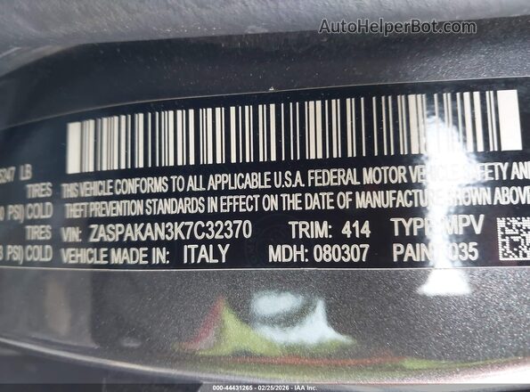 ZASPAKAN3K7C32370 2019 ALFA ROMEO STELVIO Gray Widok komory silnika