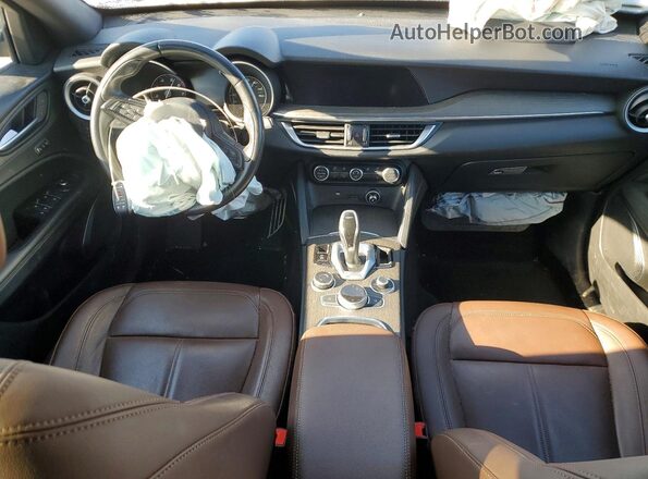 ZASPAKBN0N7D38262 2022 ALFA ROMEO STELVIO Черный Вид панели приборов