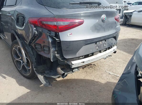ZASPAKBN1P7D54084 2023 ALFA ROMEO STELVIO Gray Դիմացի տեսք