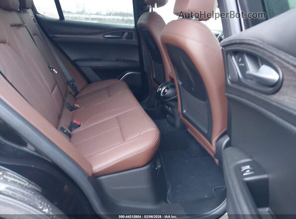 ZASPAKBN3P7D58394 2023 ALFA ROMEO STELVIO Gray Widok naklejki z numerem VIN