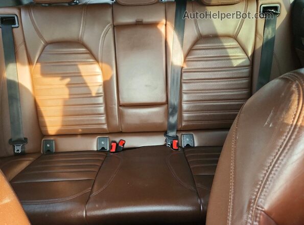 ZASPAKBN9K7C50418 2019 ALFA ROMEO STELVIO White Vista de los asientos traseros