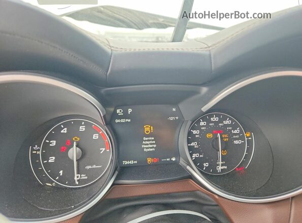 ZASPAKBN9K7C50418 2019 ALFA ROMEO STELVIO White Vista del cuadro de instrumentos