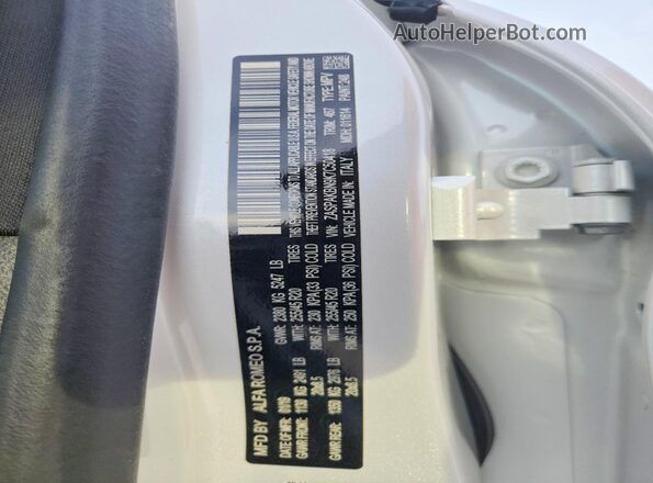 ZASPAKBN9K7C50418 2019 ALFA ROMEO STELVIO White Vista interior de 360 grados
