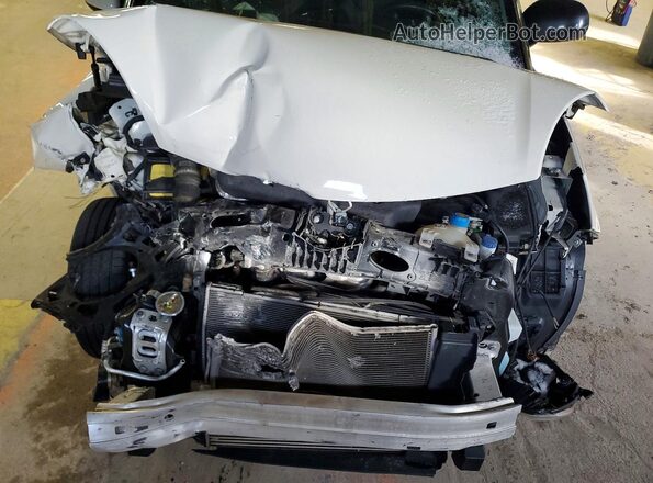 ZFBCFAAH8HZ040035 2017 FIAT 500L Белый Вид задней части салона