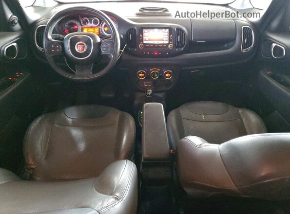 ZFBCFACH1HZ040214 2017 FIAT 500L Красный Вид панели приборов