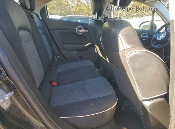 ZFBCFXAB3JP687779 2018 FIAT 500X Черный Вид задних сидений