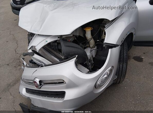 ZFBCFXAB6JP714022 2018 FIAT 500X Серебряный Вид спереди