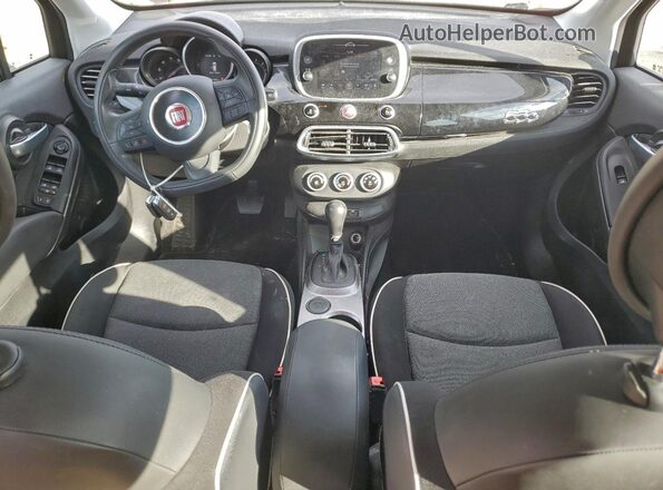 ZFBCFXAB9JP714130 2018 FIAT 500X Черный Вид панели приборов