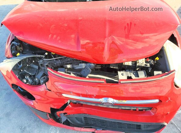 ZFBCFXBTXGP361509 2016 FIAT 500X Red Widok wnętrza z tyłu