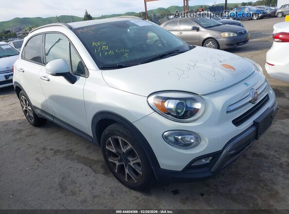 ZFBCFXCB5HP532691 2017 FIAT 500X White Przód prawy