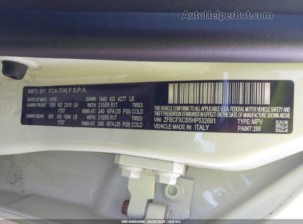 ZFBCFXCB5HP532691 2017 FIAT 500X White Widok komory silnika