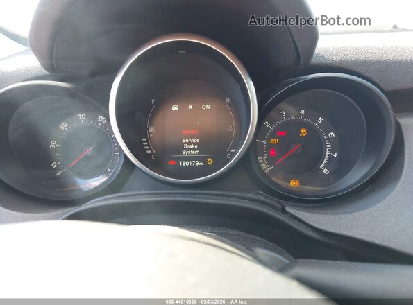 ZFBCFXCB9HP589766 2017 FIAT 500X Orange Вид задніх сидінь