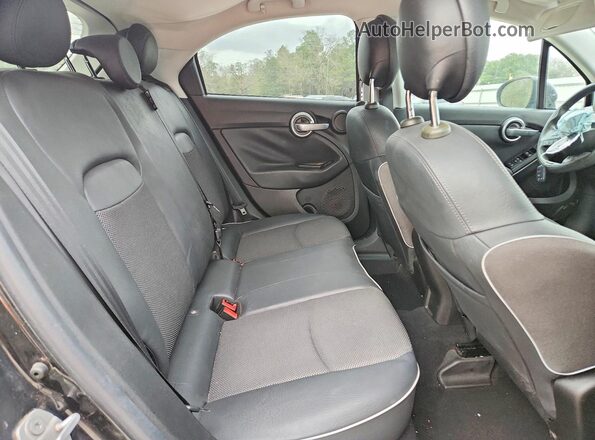 ZFBCFXCT5GP502968 2016 FIAT 500X Черный Вид задней части салона