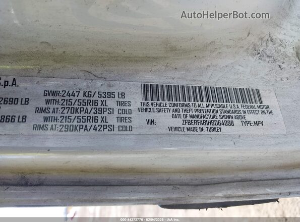 ZFBERFAB1H6D64098 2017 RAM PROMASTER CITY White Widok komory silnika
