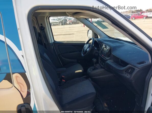 ZFBERFAB9J6J80319 2018 RAM PROMASTER CITY Белый Вид салона спереди