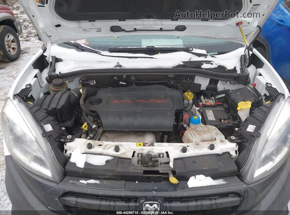 ZFBERFAT0G6B08865 2016 RAM PROMASTER CITY White Widok z tyłu