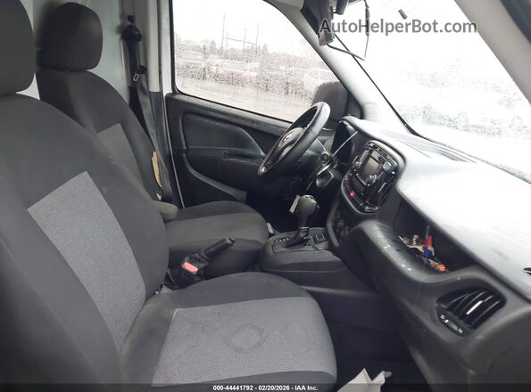 ZFBERFAT2G6B13064 2016 RAM PROMASTER CITY Белый Вид салона спереди