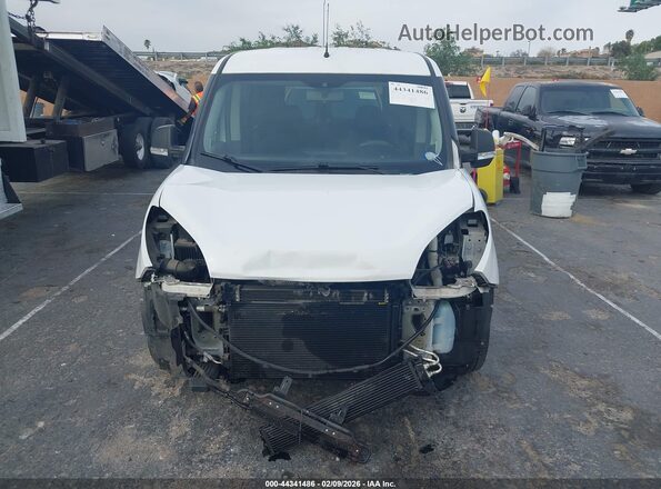 ZFBERFAT7G6B84955 2016 RAM PROMASTER CITY White Widok z przodu