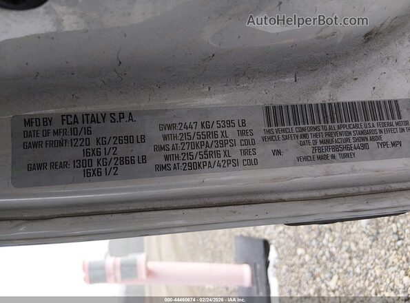 ZFBERFBB5H6E44910 2017 RAM PROMASTER CITY White Vista del compartimento del motor