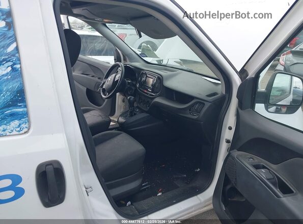 ZFBERFBT1G6C93555 2016 RAM PROMASTER CITY Белый Вид салона спереди