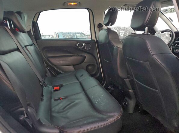 ZFBNFADH1KZ042477 2019 FIAT 500L Белый Вид задних сидений