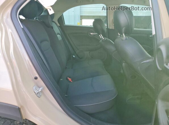 ZFBNFYA14LP841439 2020 FIAT 500X Желто-коричневый Вид задней части салона