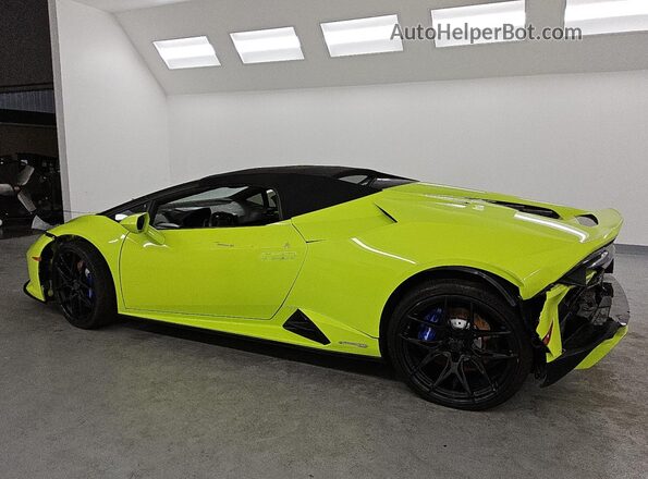 ZHWUT5ZF2NLA19727 2022 LAMBORGHINI HURACAN Green 