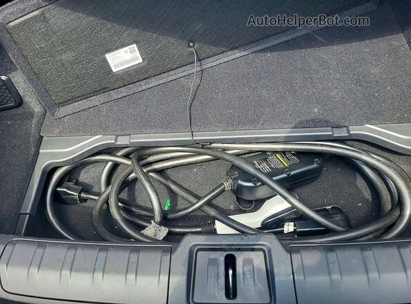 WP0AA2Y16MSA18753 2021 PORSCHE TAYCAN White Vista interior delantera