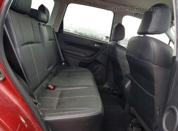 JF2SJGWC4HH467632 2017 SUBARU FORESTER2. Red Widok komory silnika