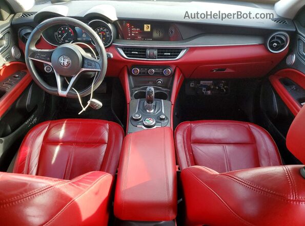 ZASPAKBN5K7C31140 2019 ALFA ROMEO STELVIO Gray Widok zestawu wskaźników