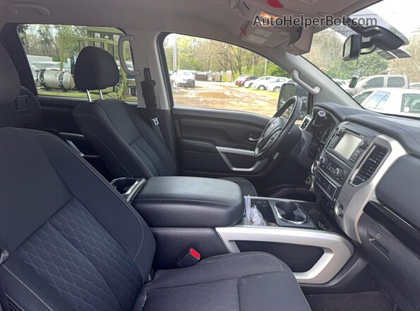 1N6BA1F45HN511513 2017 NISSAN TITAN Black Vista trasera