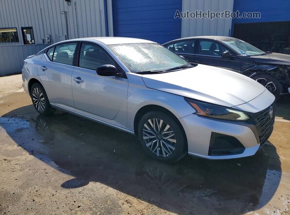 1N4BL4DW3TN306810 2026 NISSAN ALTIMA Silver Przód prawy