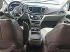 2019 Chrysler Pacifica Touring L Синий vin: 2C4RC1BG2KR666171