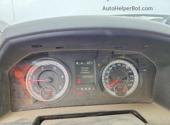 3C6UR5HL6HG670704 2017 RAM 2500 Серебряный Вид задних сидений