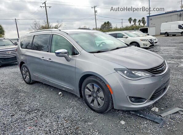 2C4RC1N79HR684994 2017 CHRYSLER PACIFICA Серебряный Вид спереди