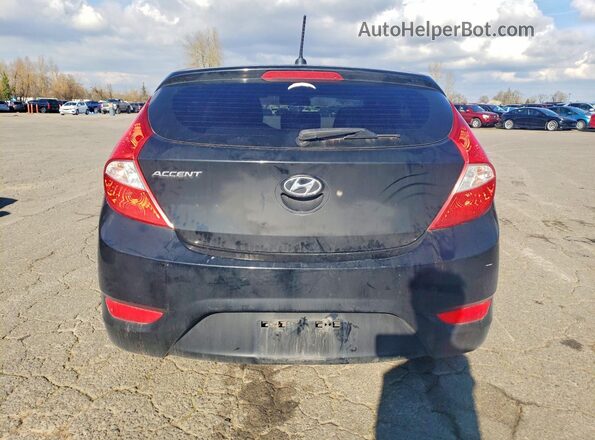 KMHCT5AE2HU312719 2017 HYUNDAI ACCENT Black უკანა ხედი