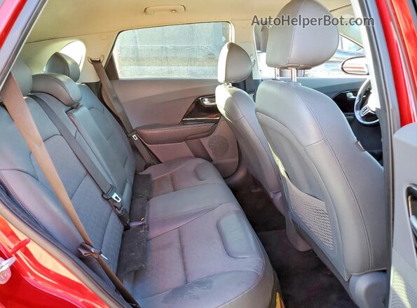 KNDCC3LC4K5224227 2019 KIA NIRO Красный Вид задней части салона