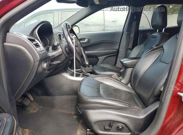 3C4NJCEBXMT548644 2021 JEEP COMPASS Красный Вид панели приборов